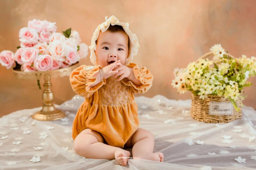 钦州六个月宝宝的发育标准 钦州六个月宝宝的发育标准